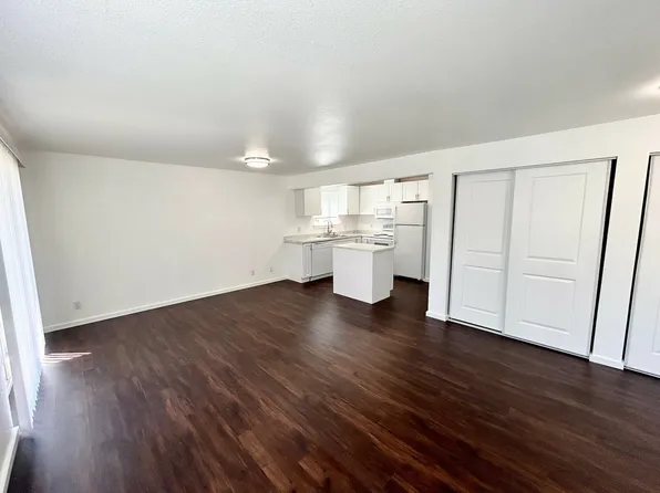 Inglewood Apartments