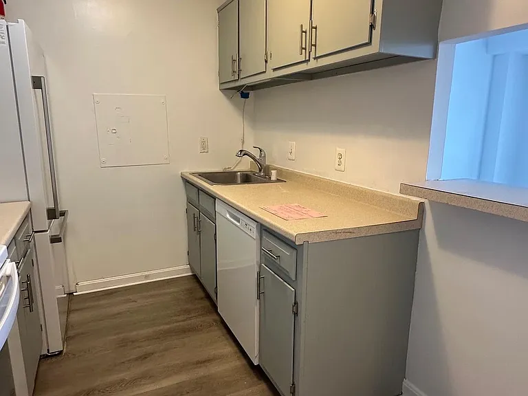 2311 Pimmit Dr #911-E — Photo 6