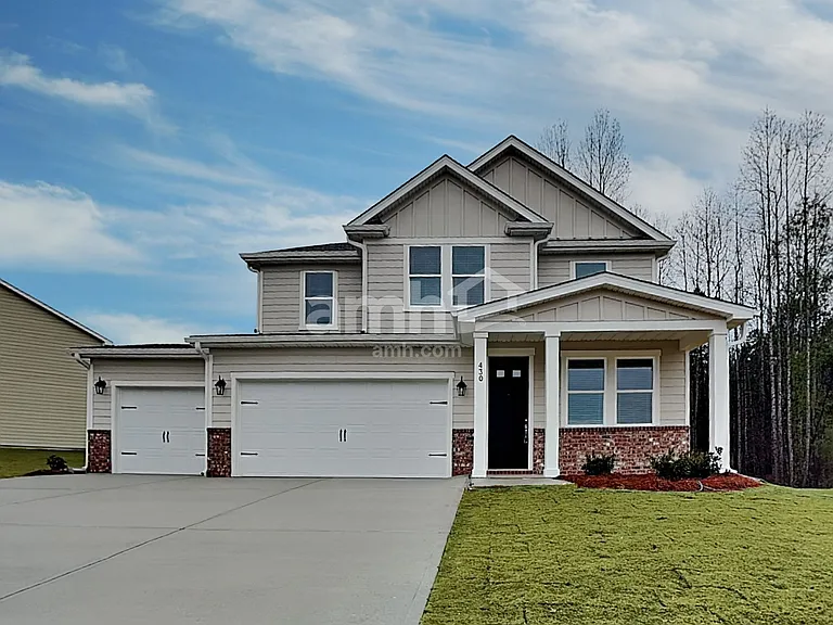 430 Hickory Pointe Loop — Photo 1