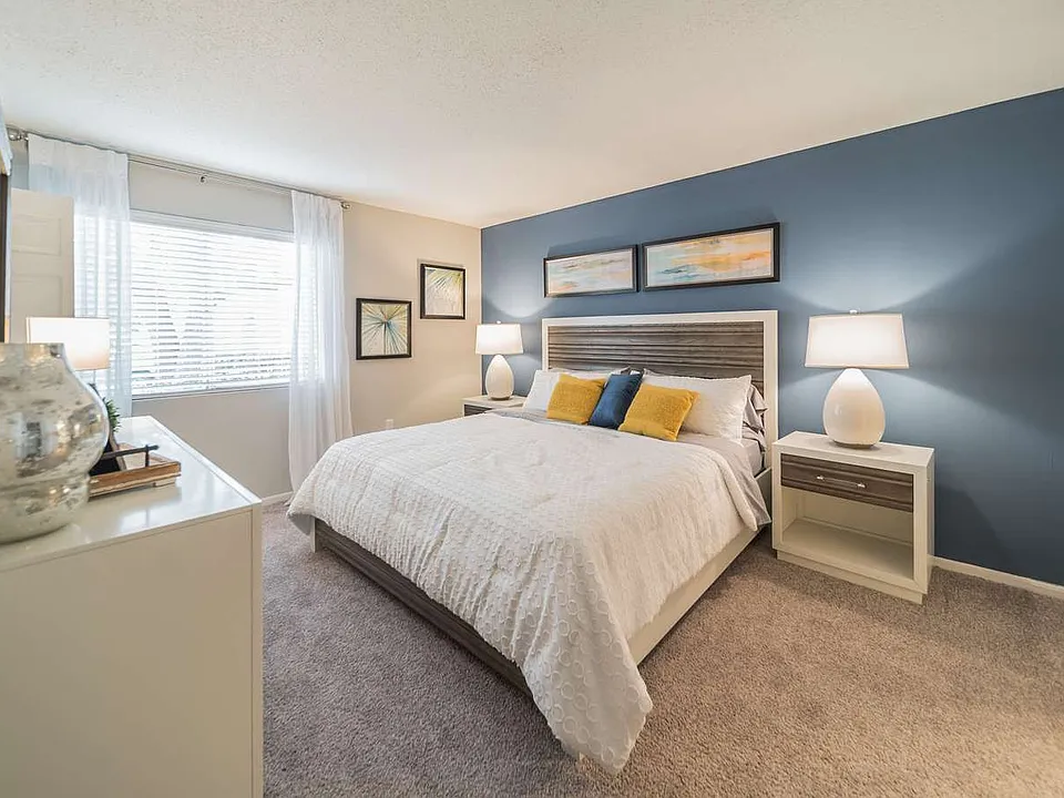 Bluestone on the Bay apartments community photo