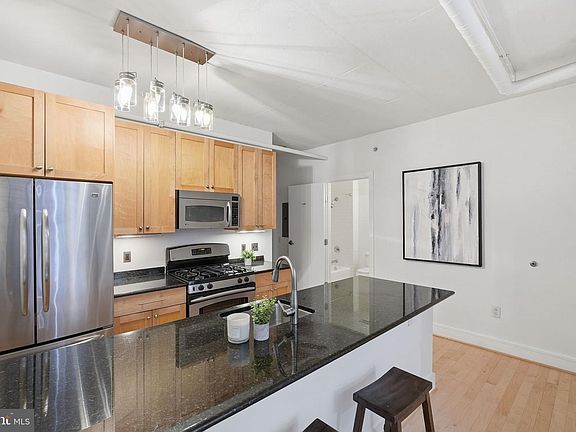 4th image of 809 6th St NW APT 22
