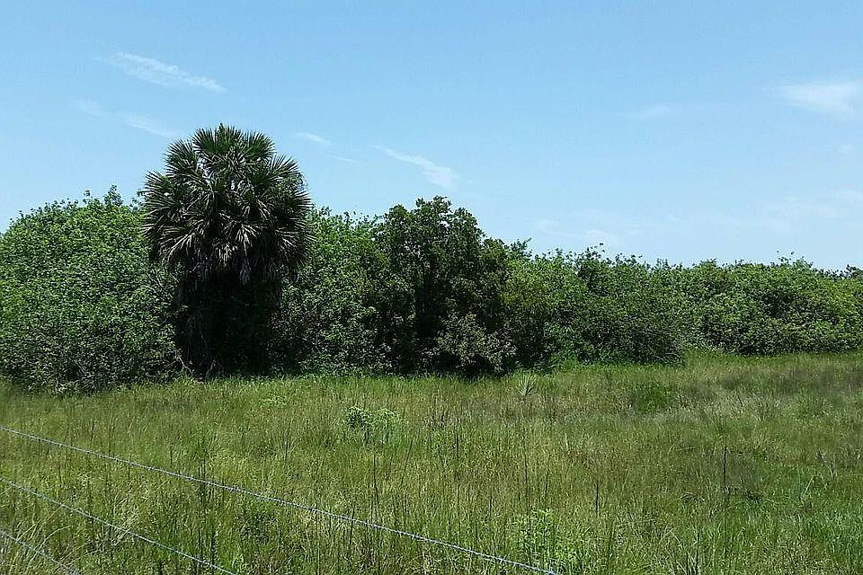 2nd image of 20773 Antoinette Road
