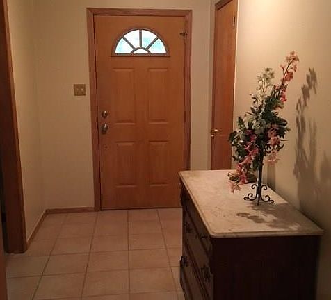 3rd image of 7321 Shamrock Dr