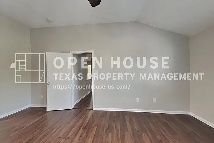 29102 Fox Fountain Ln — Photo 9