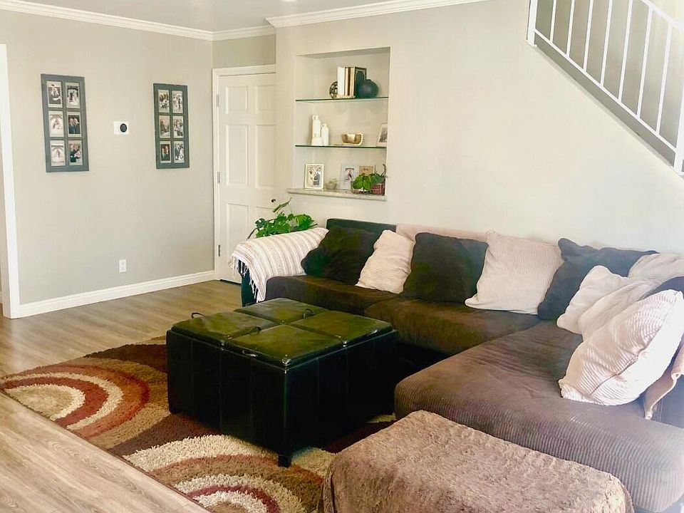1st image of 21529 Saticoy St APT 209