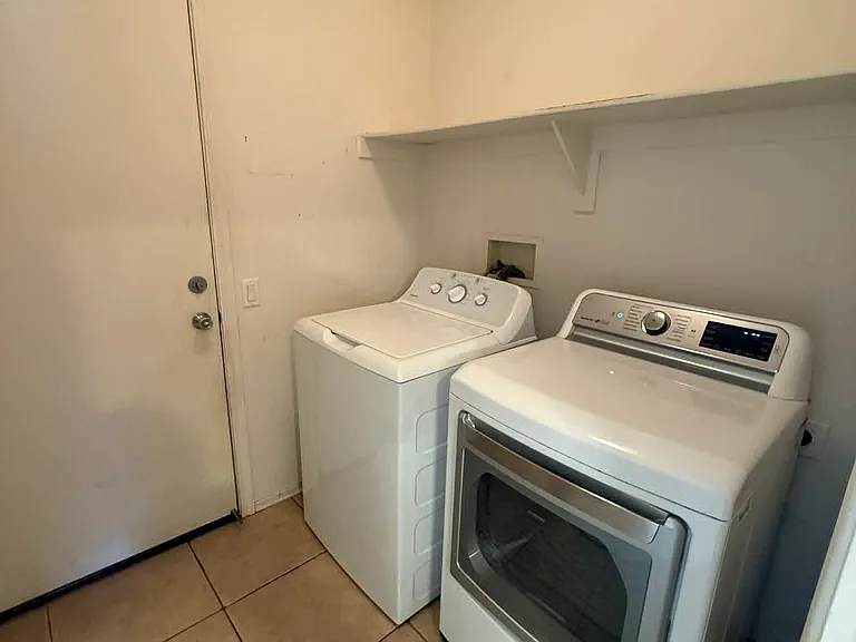 885 W Calle Muro Fuerte — Photo 34