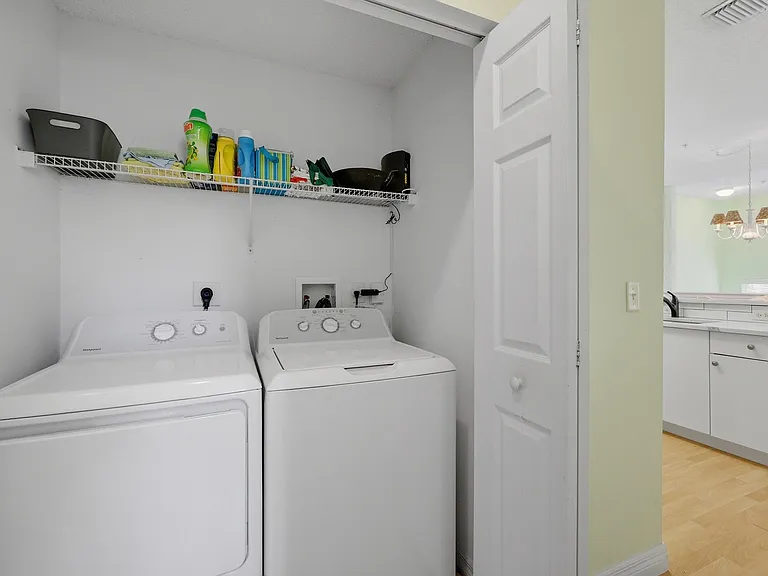 114 Lighthouse Cir #J — Photo 18