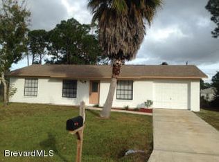 437 Tropicaire Ave SW, Palm Bay, FL 32908