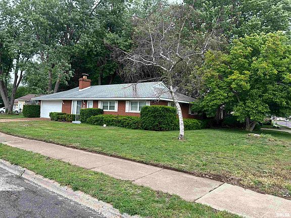 2nd image of 9 Pioneer Ct