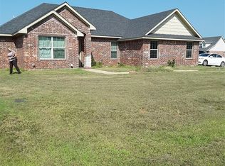 123 Cecil Cir, Calera, OK 74730