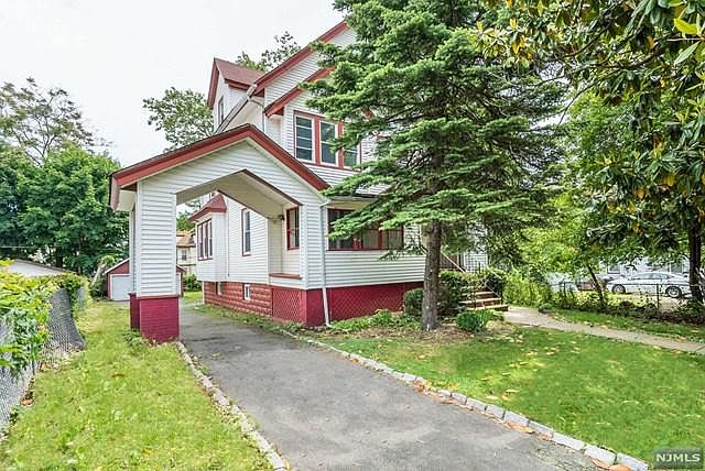 1st image of 12 Warrington Pl