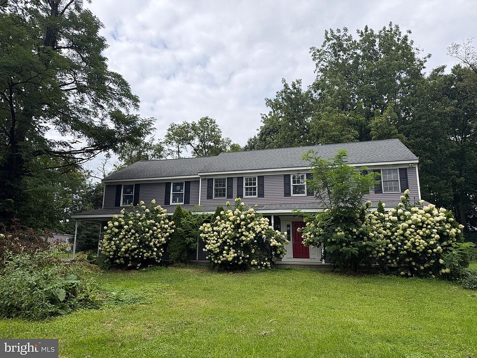 1st image of 143 Coffee Goss Rd