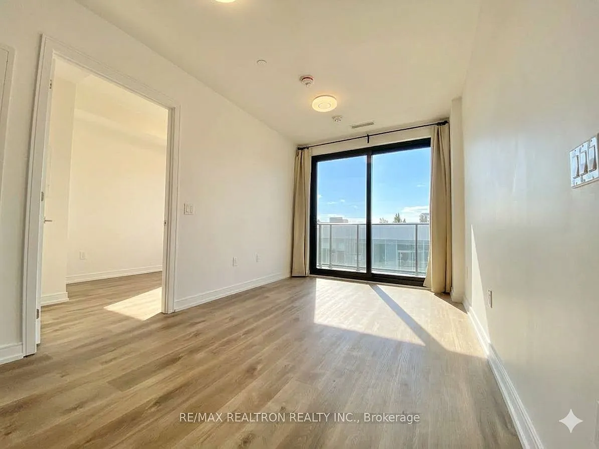 2 bed, $1,699 — Photo 4