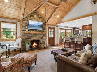 125 River Point Dr, Yorktown, VA 23693