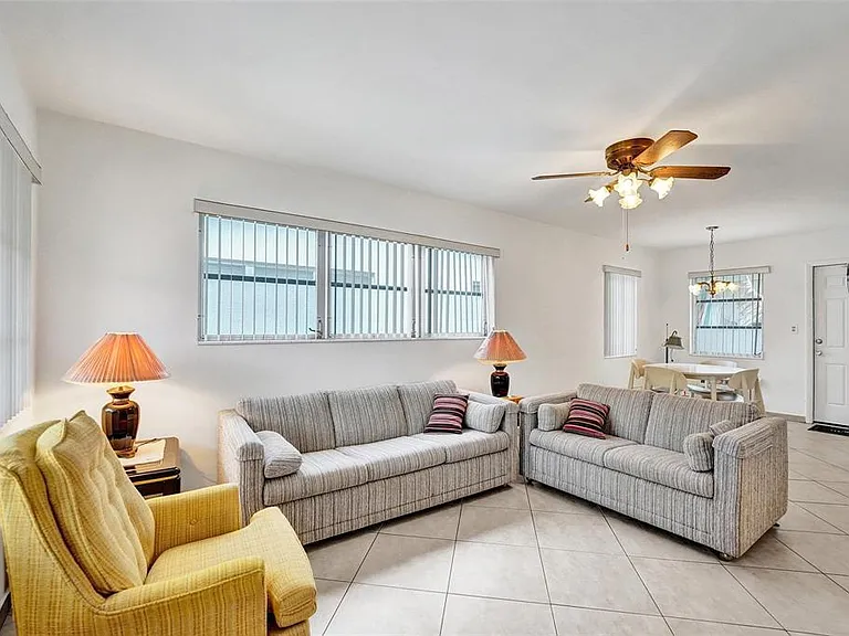 2317 Garfield St #3 — Photo 4