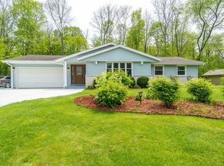 21795 Mayrose Blvd, Brookfield, WI 53045