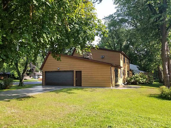 5th image of 1940 Wood Ln