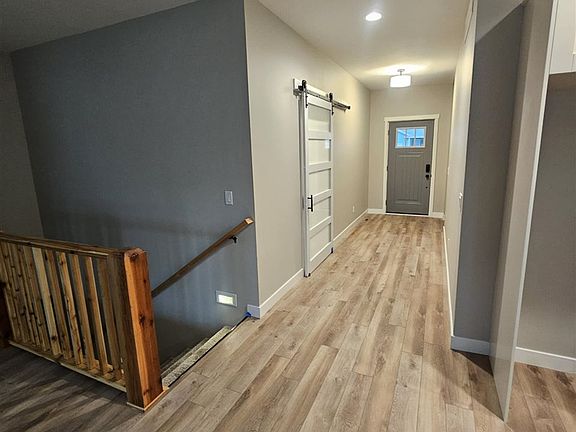 5th image of 2209 Milligan Ct