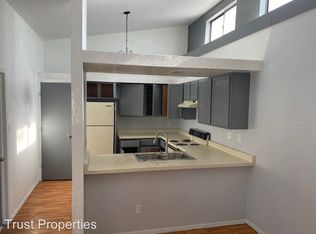 2079 Embassy Dr, Las Cruces, NM 88005