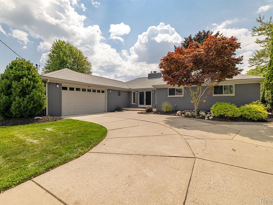 1st image of 41265 Gloca Mora St