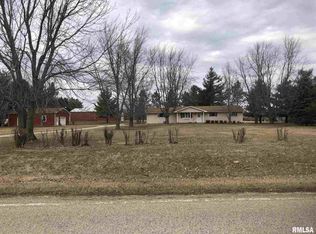 522 Tazewood Rd, Metamora, IL 61548