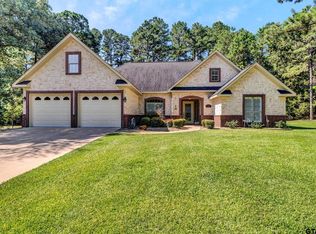 108 Meadow View Path, Holly Lake Ranch, TX 75765