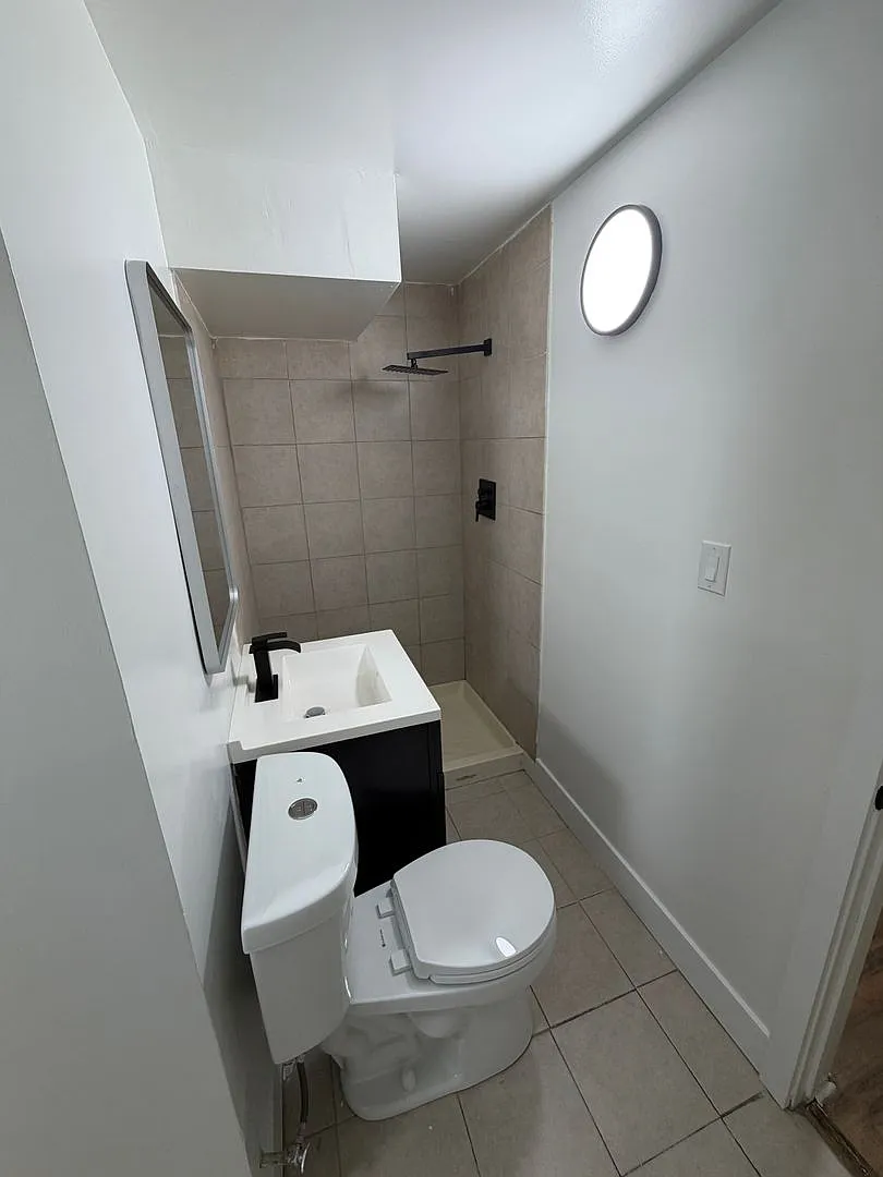 9381 B Neil Rd — Photo 3