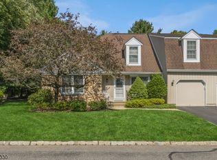 2 Dexter Dr S, Basking Ridge, NJ 07920
