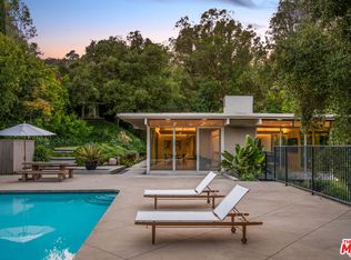 1490 El Mirador Dr, Pasadena, CA 91103