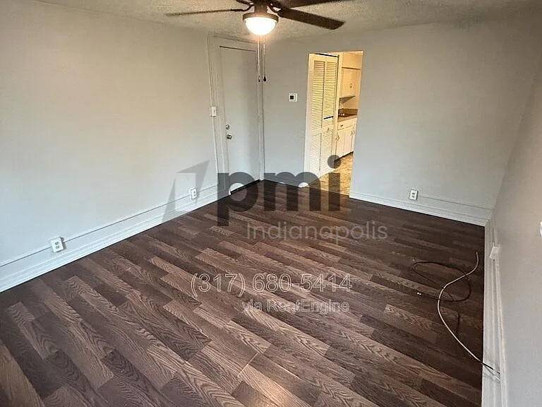 1311 E 11th St #4 — Photo 12