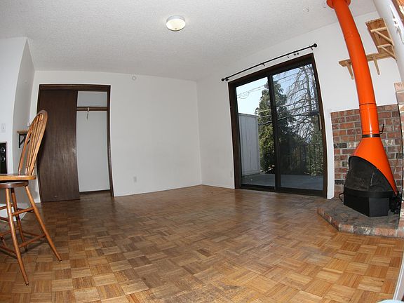 2nd image of 2323 Boylston Ave E APT 5