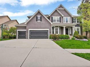 3084 W 132nd Pl, Leawood, KS 66209