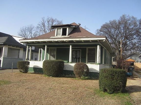 3rd image of 1688 Glenview Ave