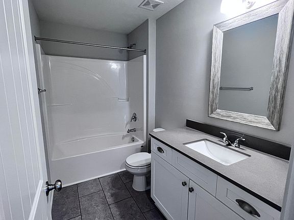 5th image of 7402 Hanford Drive