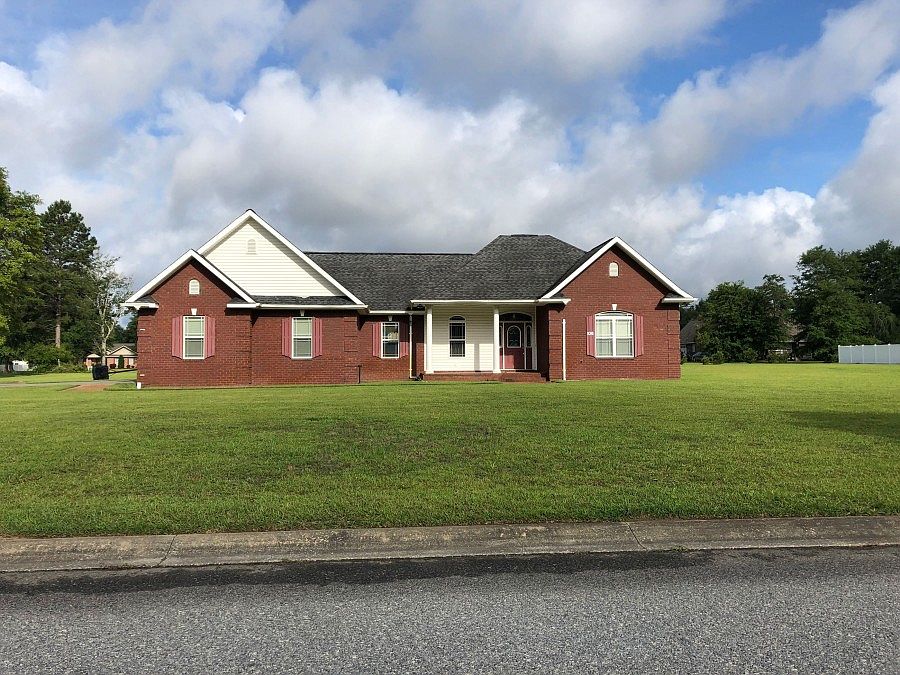1st image of 106 Vixenhill Dr
