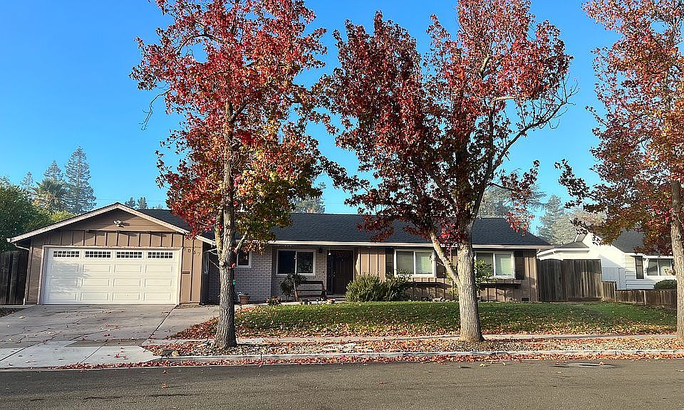 1st image of 1057 Colony Hills Ln