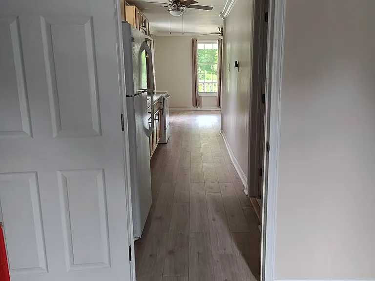 322 Elm St #A — Photo 6