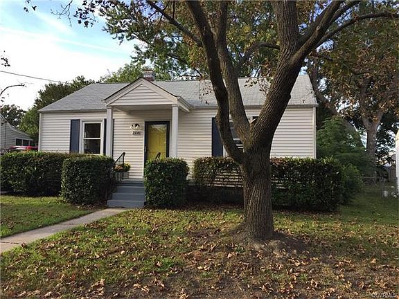 3rd image of 2108 Kenwood Ave