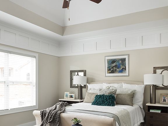 The Hamilton-Model 1500 x 1000 0.7 MB