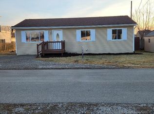 109 N Park Dr, Algonac, MI 48001