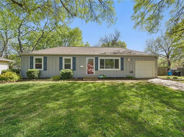 9211 W 98th Ter, Overland Park, KS 66212