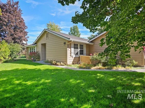 3220 S Raindrop Dr, Boise, ID 83706