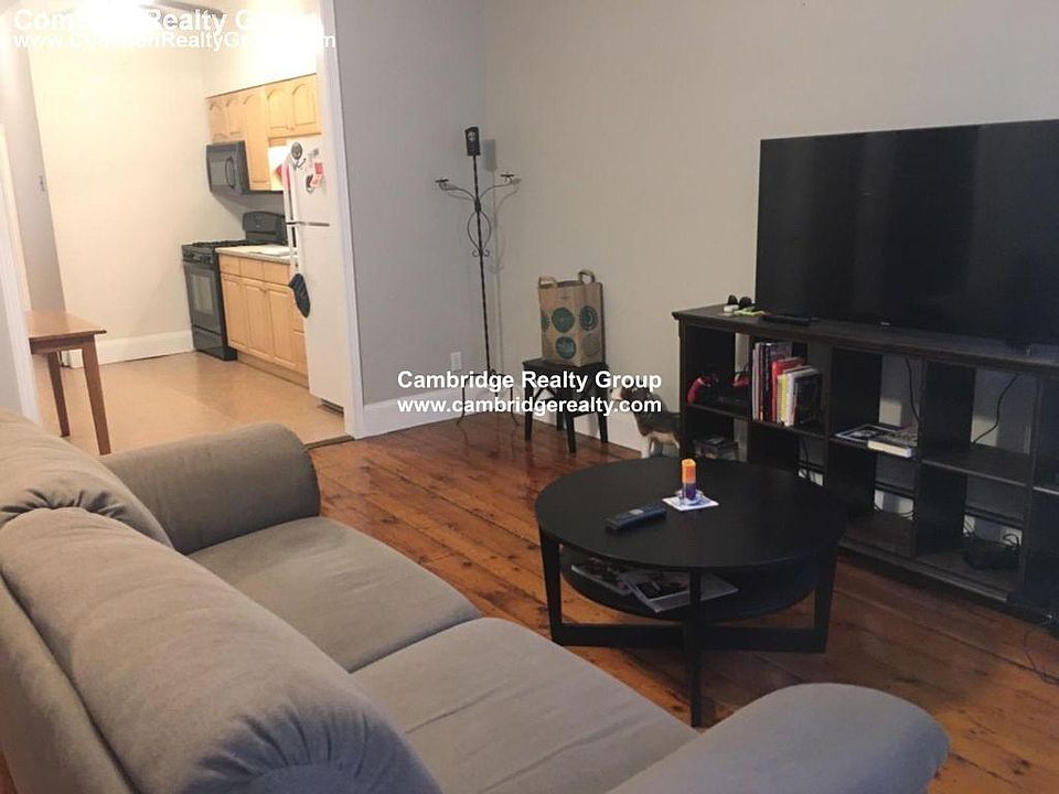 2nd image of 129 High St