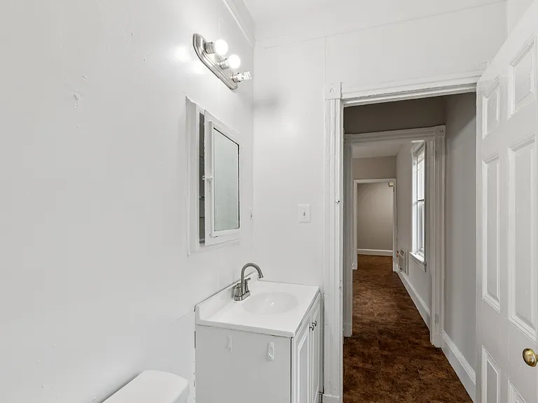 501 N 35th St #3F — Photo 13