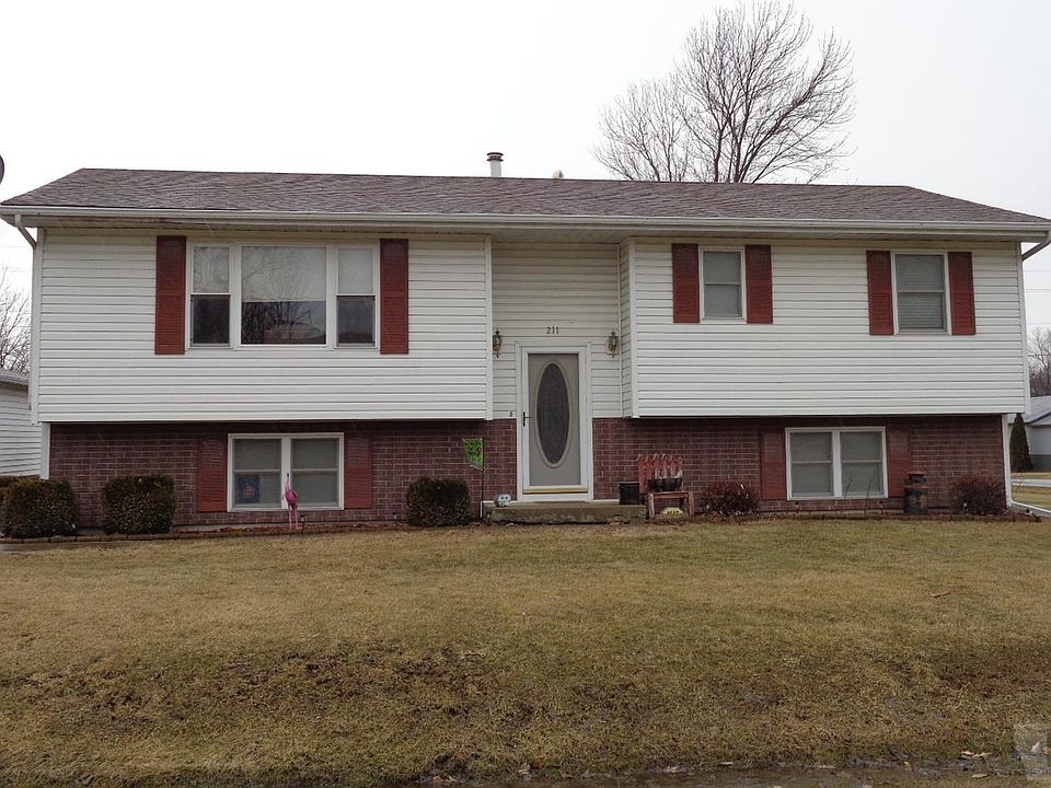 1st image of 211 N Oak St