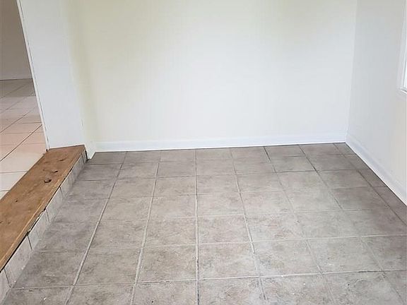 2nd image of 8 Randolph Dr