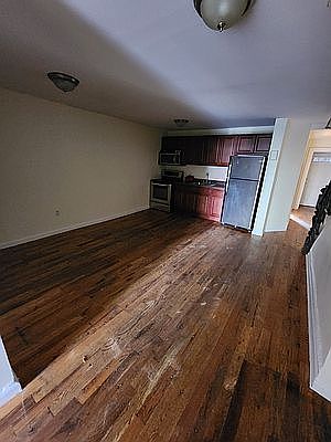 1st image of 849 Lincoln Pl #1