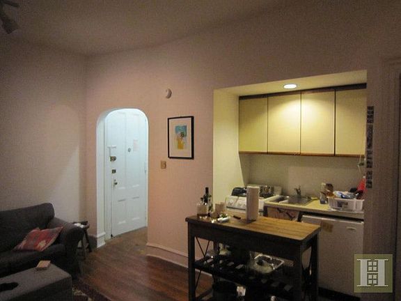 5th image of 177 Columbia Hts APT 32