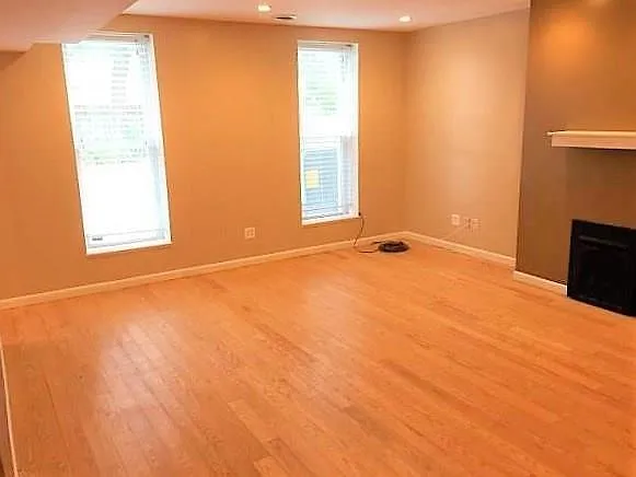 1 bed, 1259 sqft, $1,450 — Photo 2
