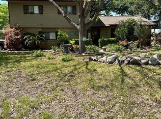 10847 Edgecrest Dr, San Antonio, TX 78217